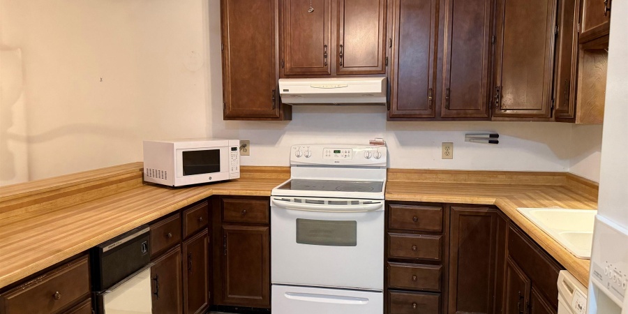 1101 E Carnaby Street, Bloomington, Indiana 47401,MLS,202548724