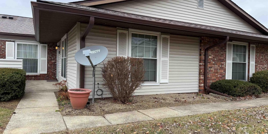 1101 E Carnaby Street, Bloomington, Indiana 47401,MLS,202548724