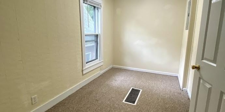 511 N Lincoln Street, Bloomington, Indiana 47408-3413,MLS,202548757