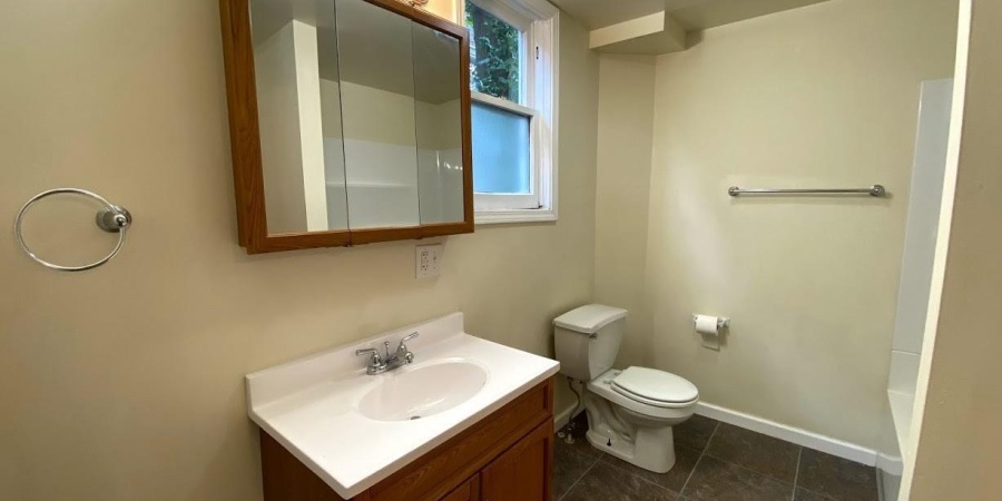 511 N Lincoln Street, Bloomington, Indiana 47408-3413,MLS,202548757