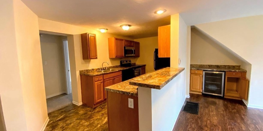 511 N Lincoln Street, Bloomington, Indiana 47408-3413,MLS,202548757