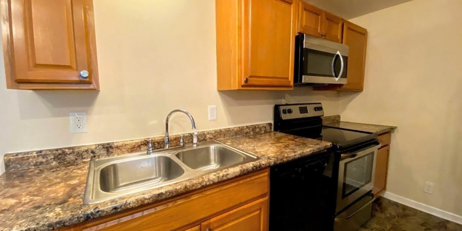 511 N Lincoln Street, Bloomington, Indiana 47408-3413,MLS,202548757