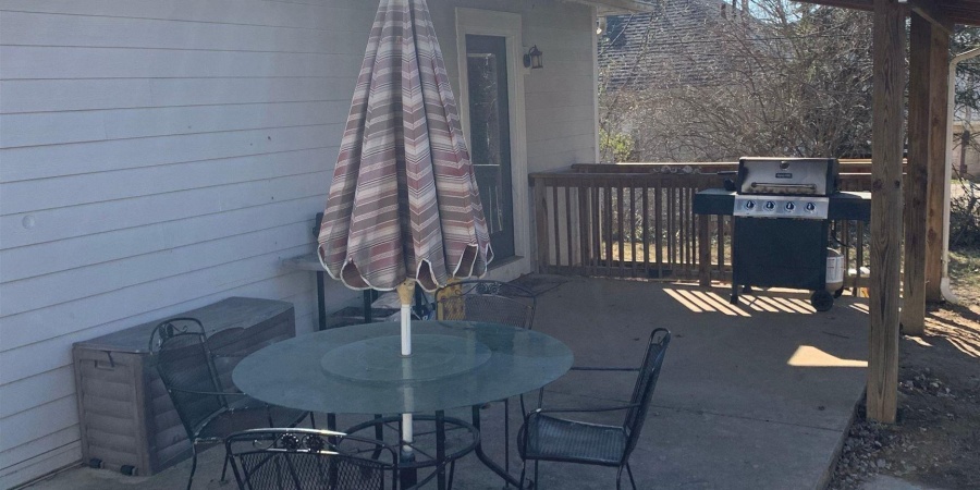 215 E 15Th Street, Bloomington, Indiana 47408-1723,MLS,202548787