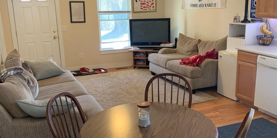 215 E 15Th Street, Bloomington, Indiana 47408-1723,MLS,202548787