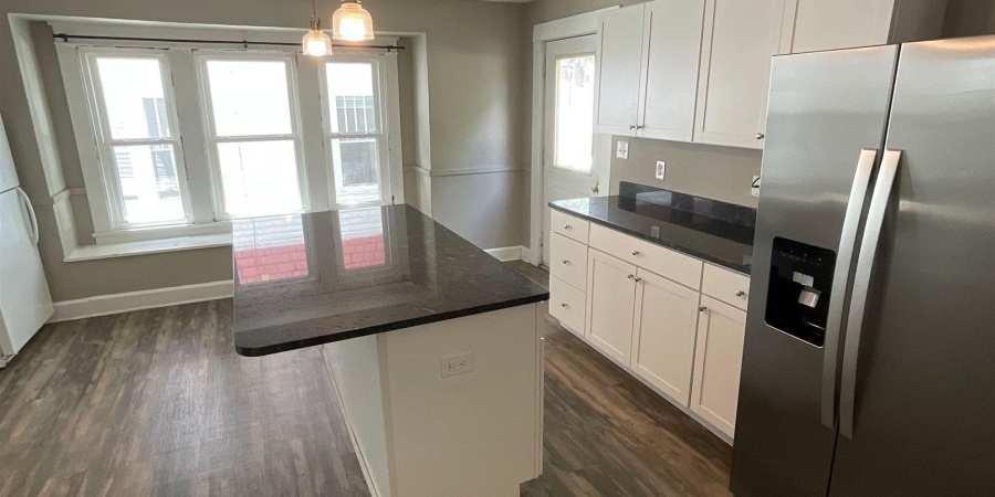 407 N Dunn Street, Bloomington, Indiana 47408-3733,MLS,202548805