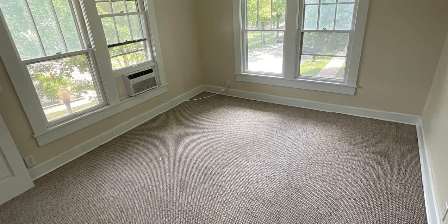 223 E 8Th Street, Bloomington, Indiana 47408-3525,MLS,202548807