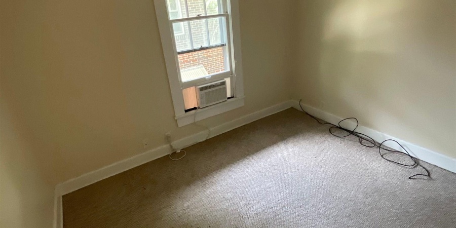 223 E 8Th Street, Bloomington, Indiana 47408-3525,MLS,202548807