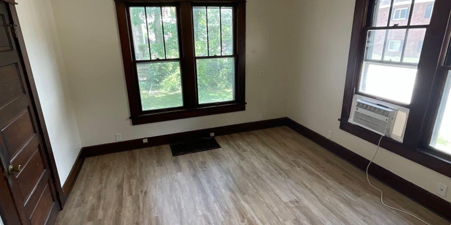 223 E 8Th Street, Bloomington, Indiana 47408-3525,MLS,202548807