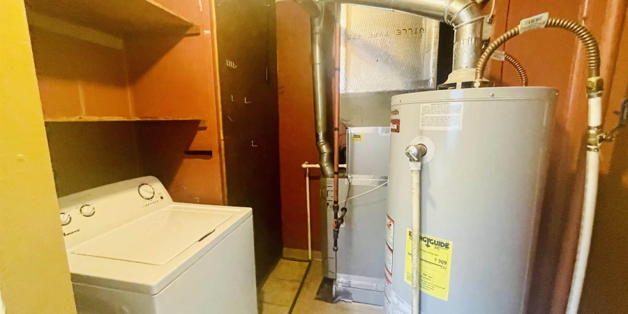 416 S Eastside Drive, Bloomington, Indiana 47401,MLS,202548799