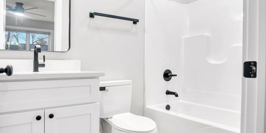 1112 N Woodburn Avenue, Bloomington, Indiana 47404,MLS,202548841