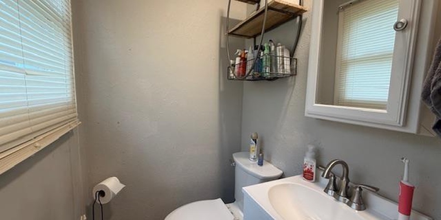 2823 Hillside Dr, Bedford, Indiana 47421,MLS,202516772