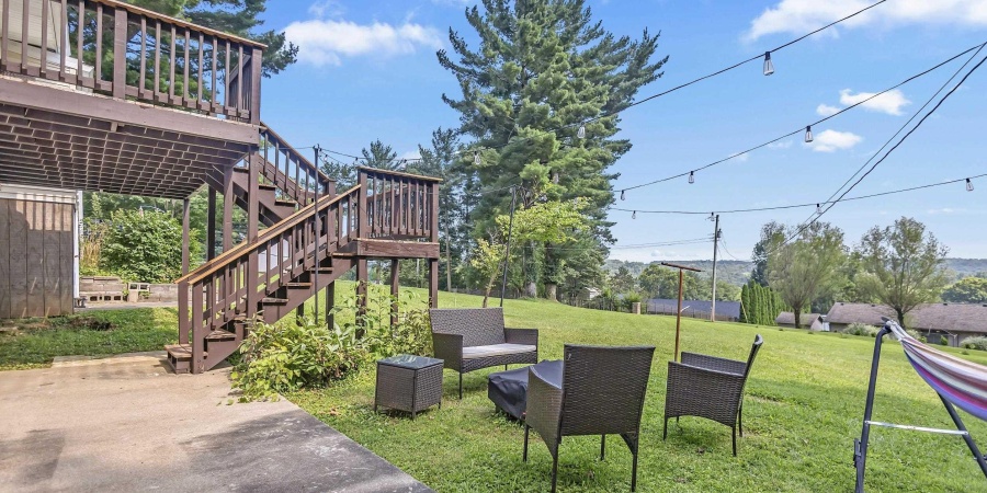 1744 Parkview Drive, Bedford, Indiana 47421,MLS,202548794