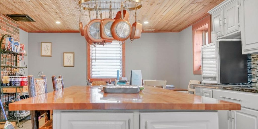 7318 N Red Hill Road, Ellettsville, Indiana 47429,MLS,202548795