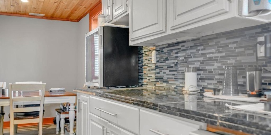 7318 N Red Hill Road, Ellettsville, Indiana 47429,MLS,202548795