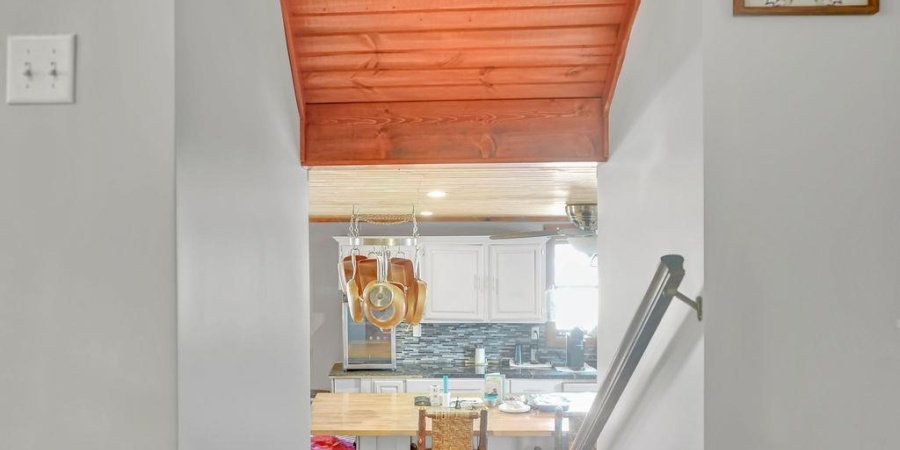 7318 N Red Hill Road, Ellettsville, Indiana 47429,MLS,202548795