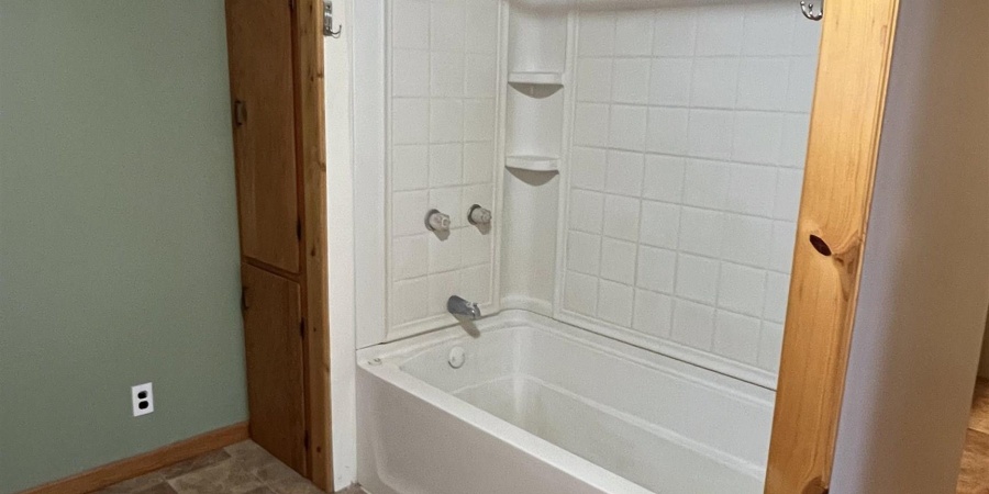 810 E Main Street, Jasonville, Indiana 47438,MLS,202548865