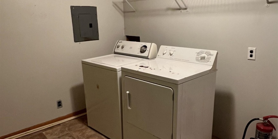 810 E Main Street, Jasonville, Indiana 47438,MLS,202548865