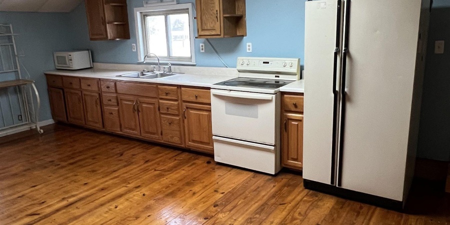 810 E Main Street, Jasonville, Indiana 47438,MLS,202548865