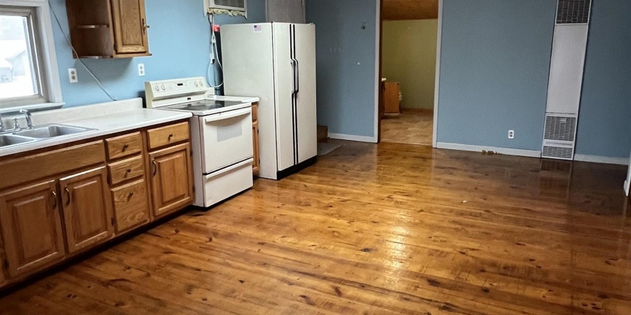 810 E Main Street, Jasonville, Indiana 47438,MLS,202548865