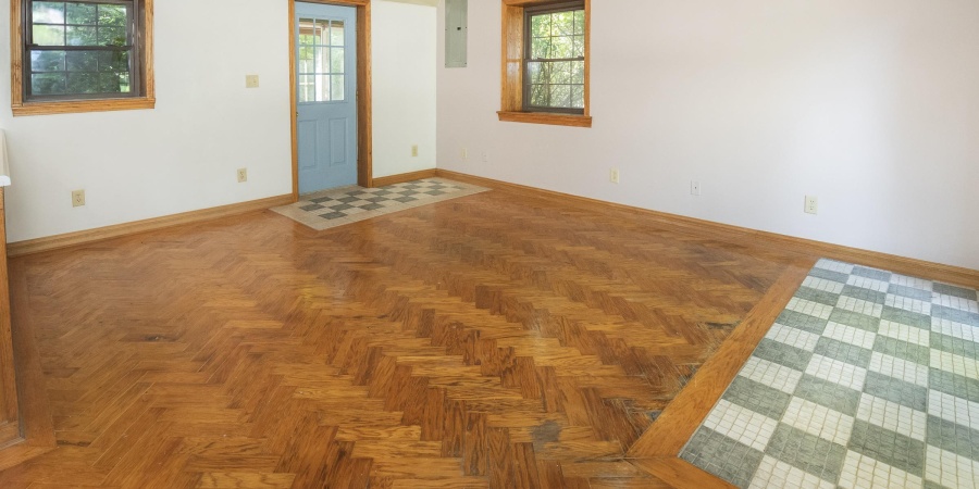 1121 W Grant Street, Ellettsville, Indiana 47429,MLS,202525195