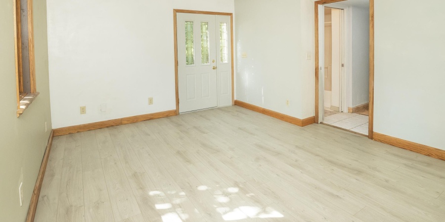 1121 W Grant Street, Ellettsville, Indiana 47429,MLS,202525195