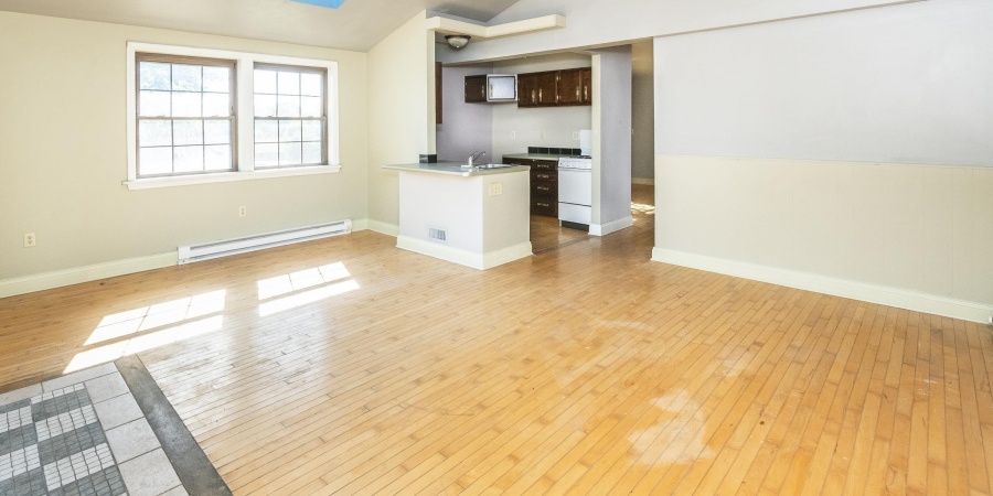 1121 W Grant Street, Ellettsville, Indiana 47429,MLS,202525195