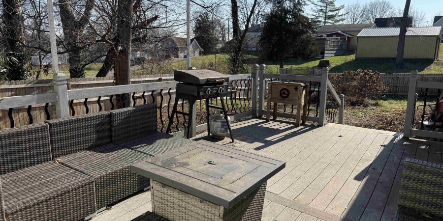 612 17th St, Bedford, Indiana 47421,MLS,202549035