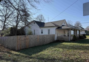 612 17th St, Bedford, Indiana 47421,MLS,202549035