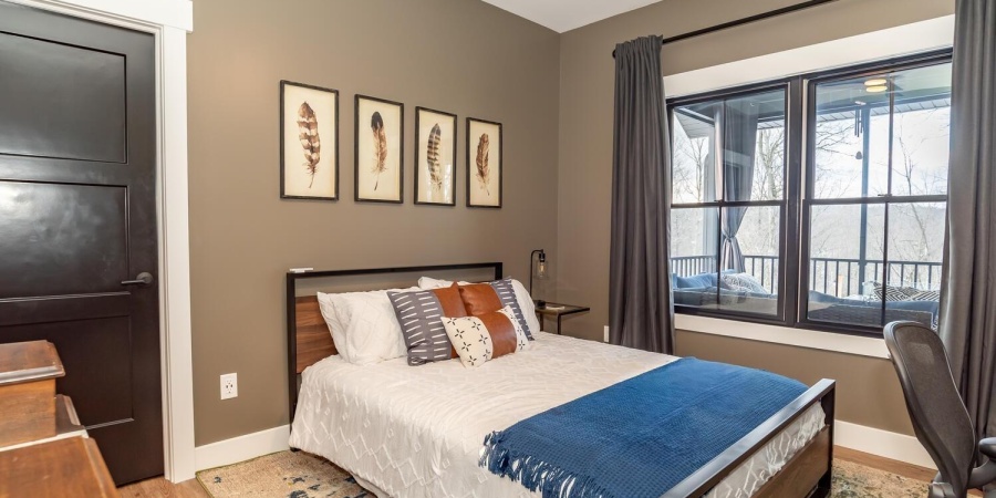 9218 S Foggy Ridge Lane, Bloomington, Indiana 47401,MLS,202549045