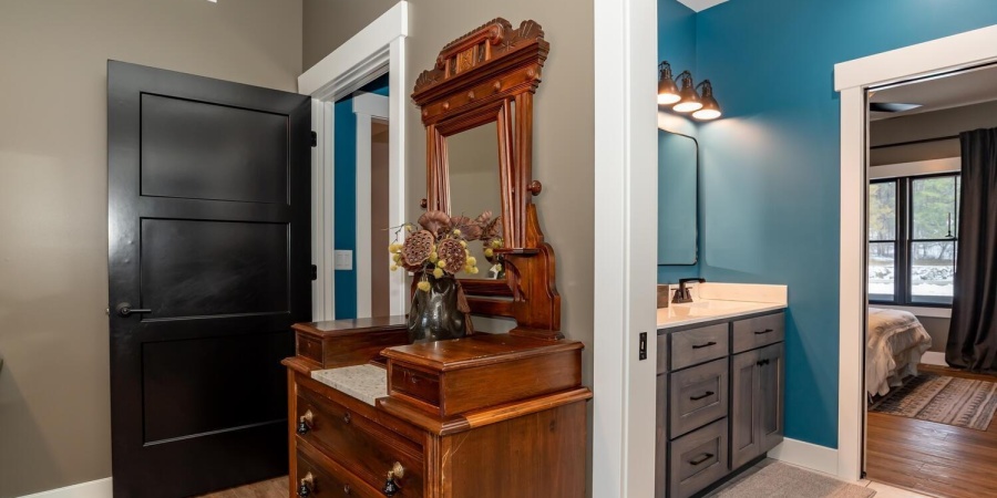 9218 S Foggy Ridge Lane, Bloomington, Indiana 47401,MLS,202549045