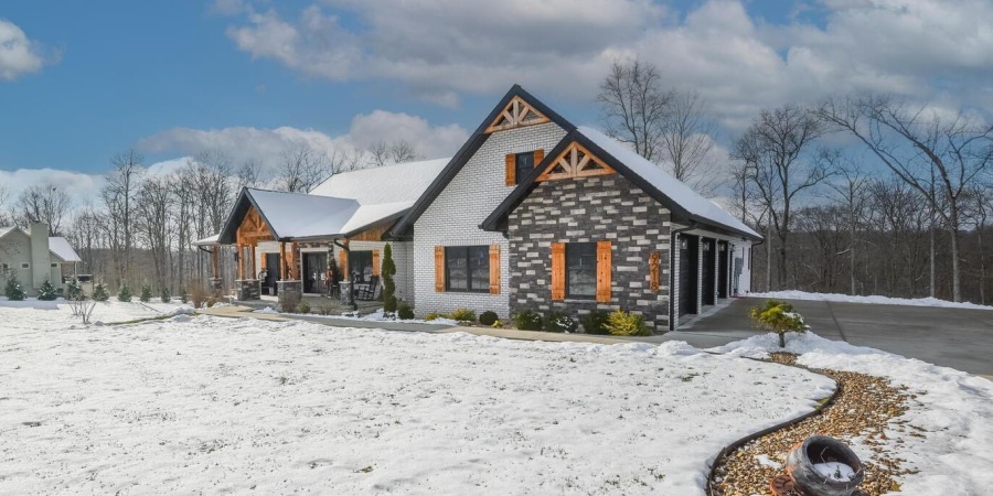 9218 S Foggy Ridge Lane, Bloomington, Indiana 47401,MLS,202549045