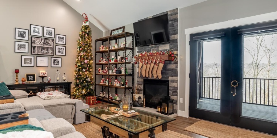 9218 S Foggy Ridge Lane, Bloomington, Indiana 47401,MLS,202549045