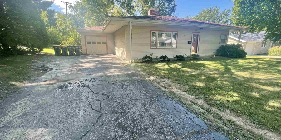 1822 E 2nd Street, Bloomington, Indiana 47401,MLS,202549164