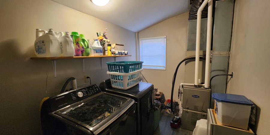 1330 W Crandall Street, Mitchell, Indiana 47446,MLS,202549166