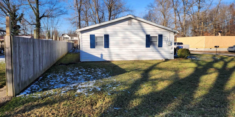 1330 W Crandall Street, Mitchell, Indiana 47446,MLS,202549166