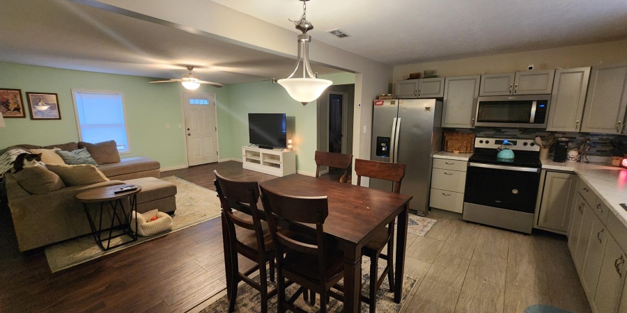 1330 W Crandall Street, Mitchell, Indiana 47446,MLS,202549166