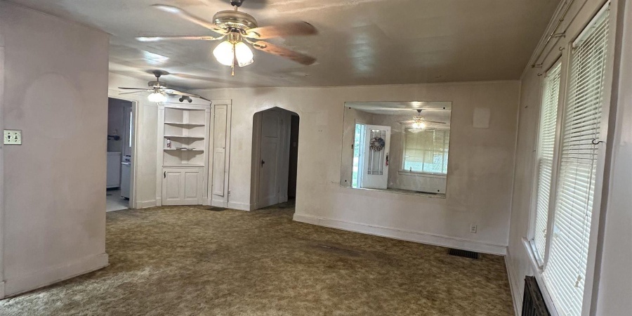 539 NE 9th Street, Linton, Indiana 47441,MLS,202518876