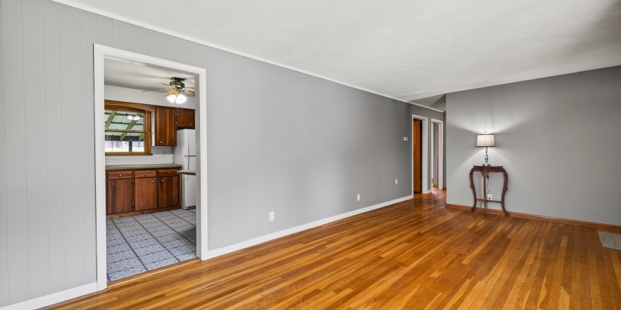 738 Sunset Drive, Bloomfield, Indiana 47424,MLS,202540862