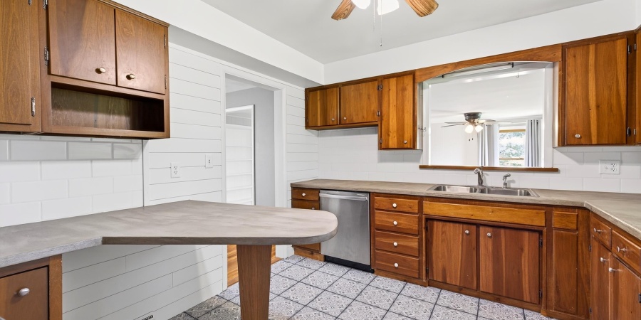 738 Sunset Drive, Bloomfield, Indiana 47424,MLS,202540862