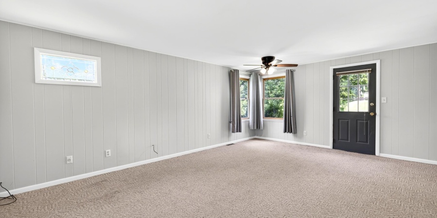 738 Sunset Drive, Bloomfield, Indiana 47424,MLS,202540862