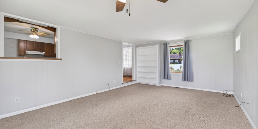 738 Sunset Drive, Bloomfield, Indiana 47424,MLS,202540862