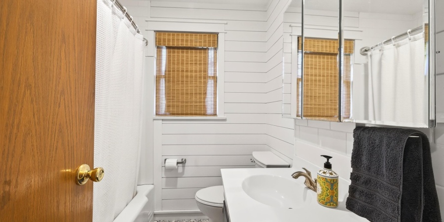 738 Sunset Drive, Bloomfield, Indiana 47424,MLS,202540862