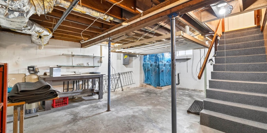 738 Sunset Drive, Bloomfield, Indiana 47424,MLS,202540862