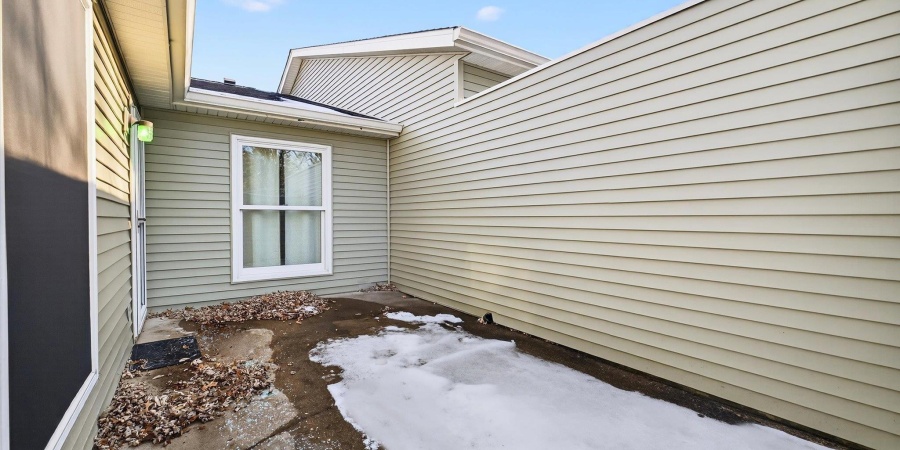 751 E Waterloo Court, Bloomington, Indiana 47401,MLS,202549211