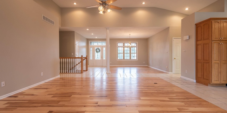 5600 S Ornamental Drive, Bloomington, Indiana 47401-9302,MLS,202549218