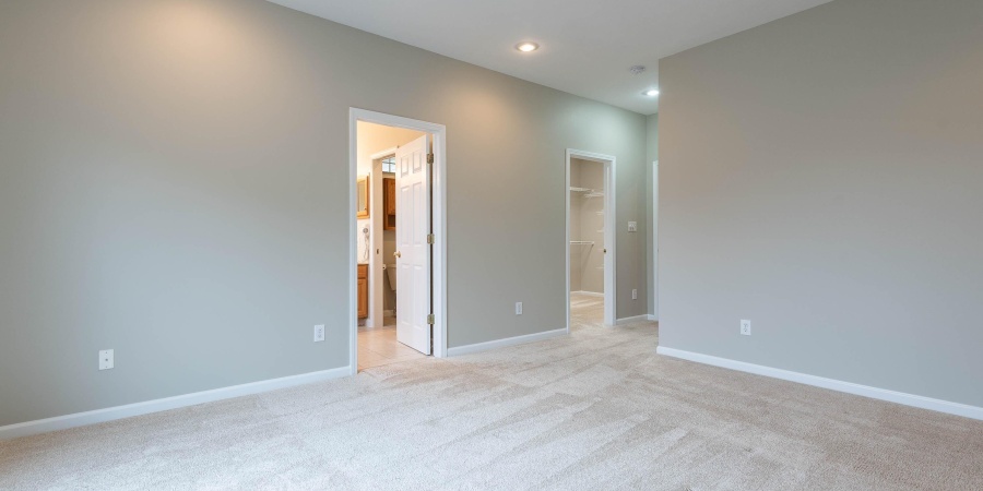 5600 S Ornamental Drive, Bloomington, Indiana 47401-9302,MLS,202549218