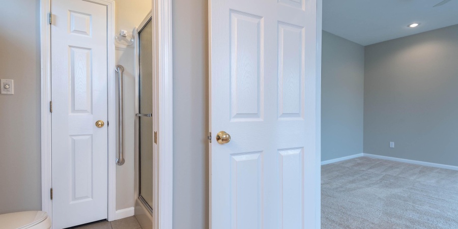 5600 S Ornamental Drive, Bloomington, Indiana 47401-9302,MLS,202549218