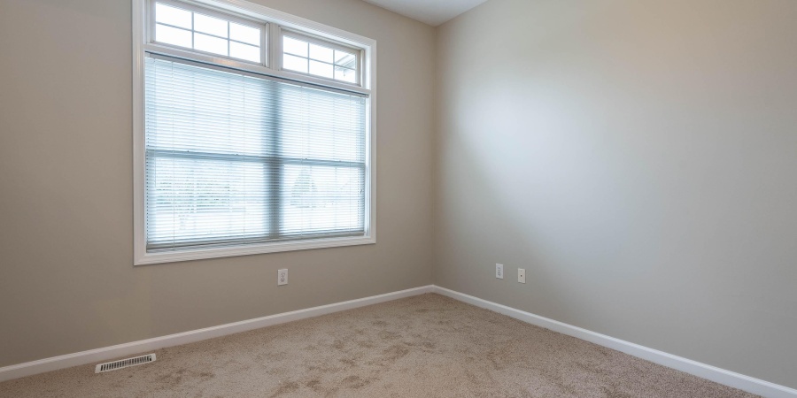 5600 S Ornamental Drive, Bloomington, Indiana 47401-9302,MLS,202549218