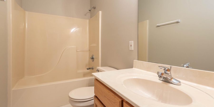 5600 S Ornamental Drive, Bloomington, Indiana 47401-9302,MLS,202549218