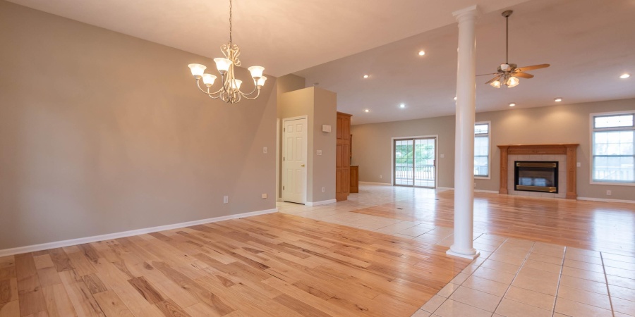 5600 S Ornamental Drive, Bloomington, Indiana 47401-9302,MLS,202549218